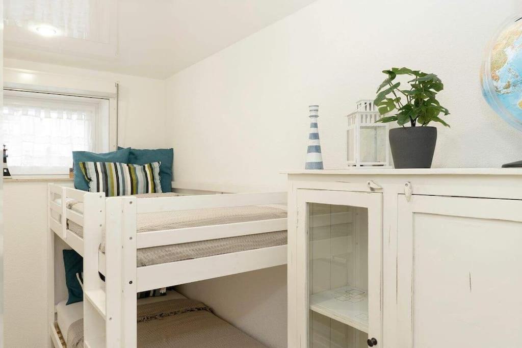 Moderne Ferienwohnung Groemitz Mit Garten/Terrasse Экстерьер фото